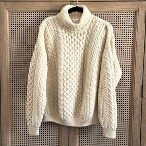 Aran Woollen Mills | Carraig Donn | Sweater Mens Size